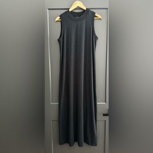 Richer poorer black dress